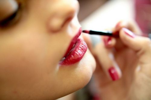 Как сделать макияж если маленькие губы